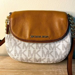 Michael Kors Bedford Small Crossbody